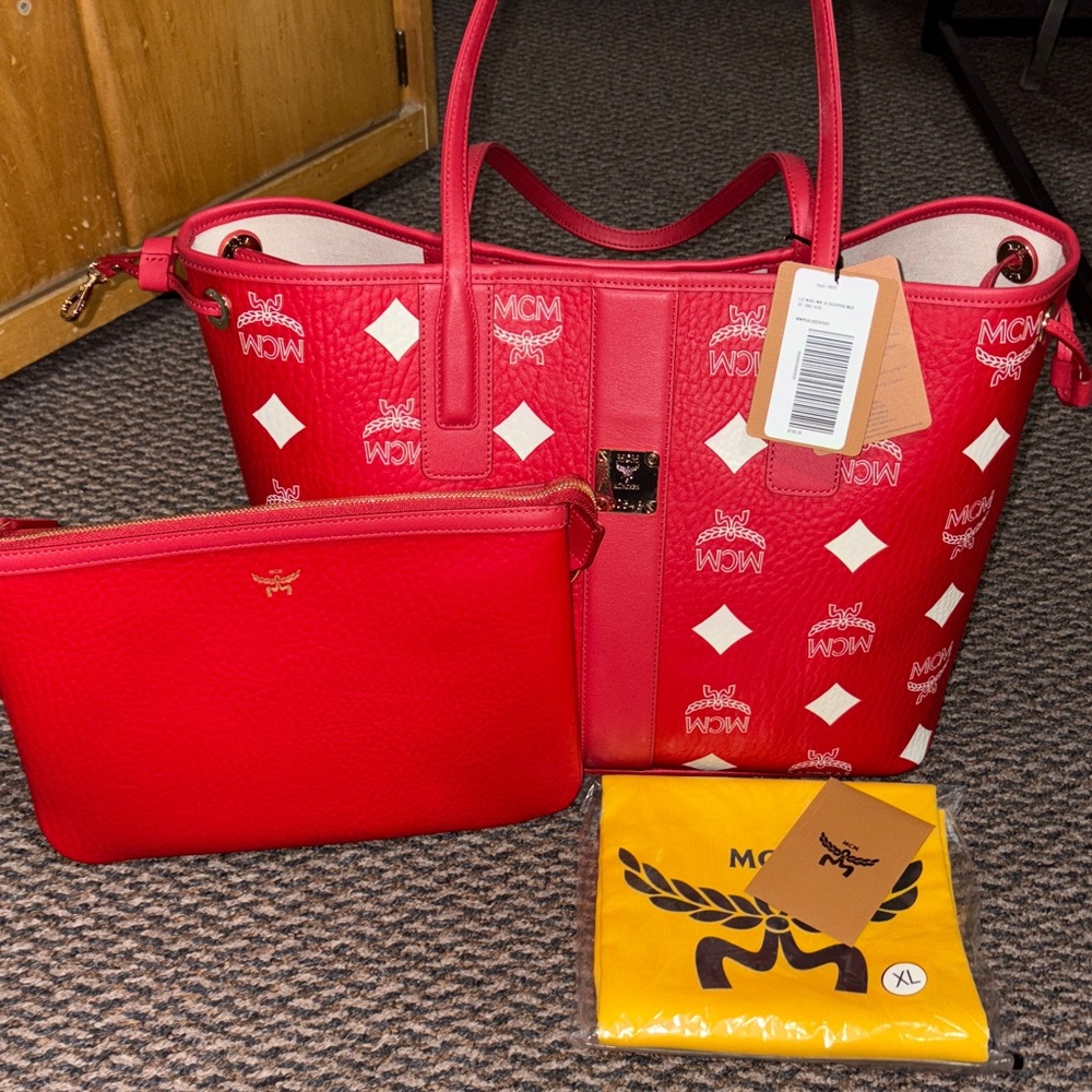 MCM Shopper Medium Tote